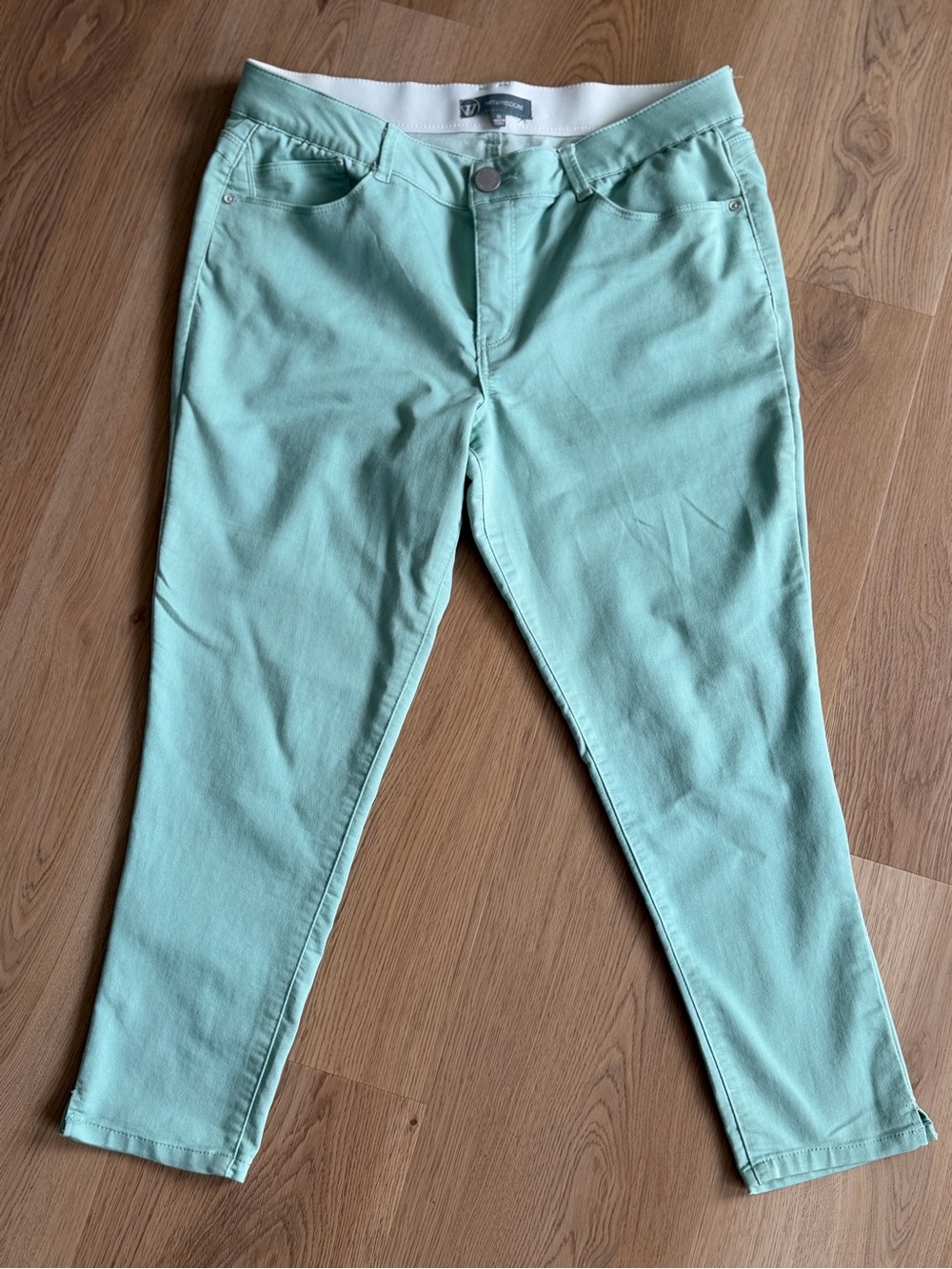 Wit & Wisdom Cropped Ankle Pants